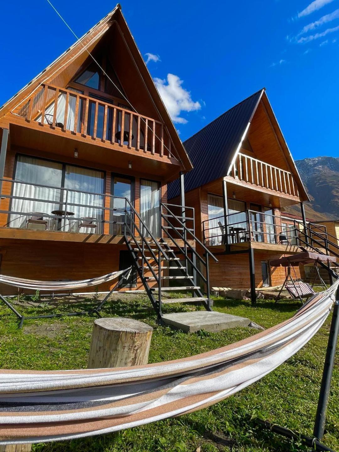 Twin Cottages Kazbegi Luaran gambar